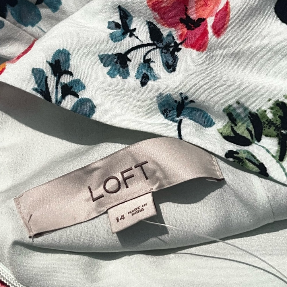 Loft Summer Dress - Picture 4 of 4